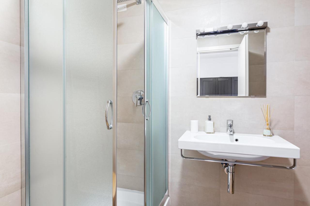 Statuto Bright And Modern Apartamento